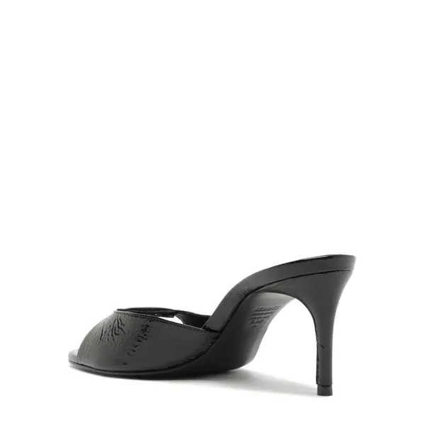 Arlette mule patent leather sandal in black