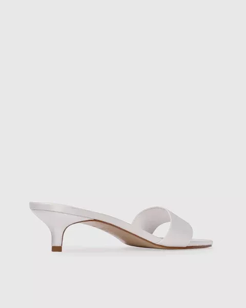 Avery 35 in White Satin