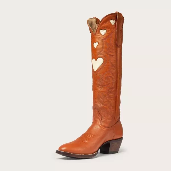 The heart boot in saddle and bone