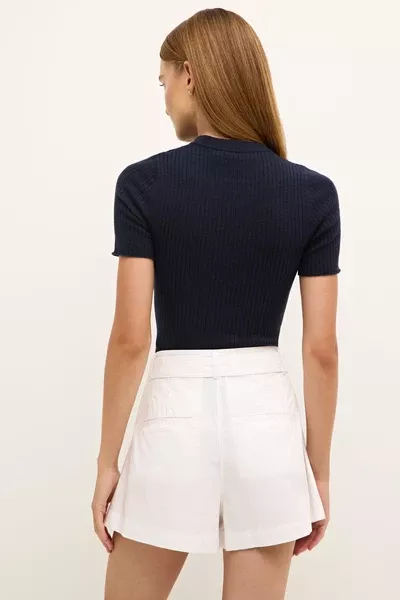 Lander Short in Optic