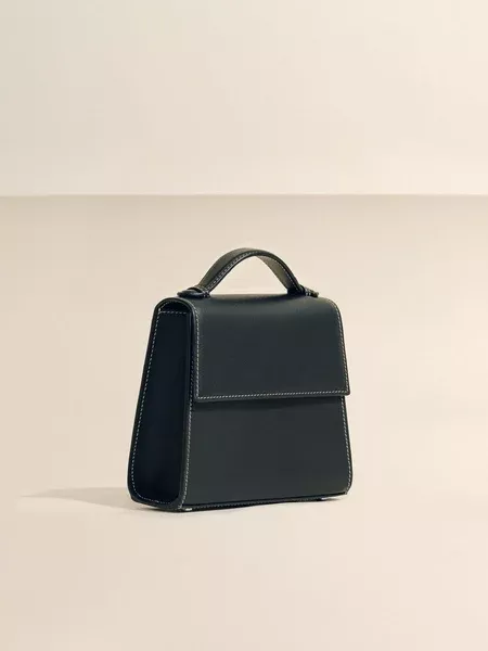 The small top handle in black nappa