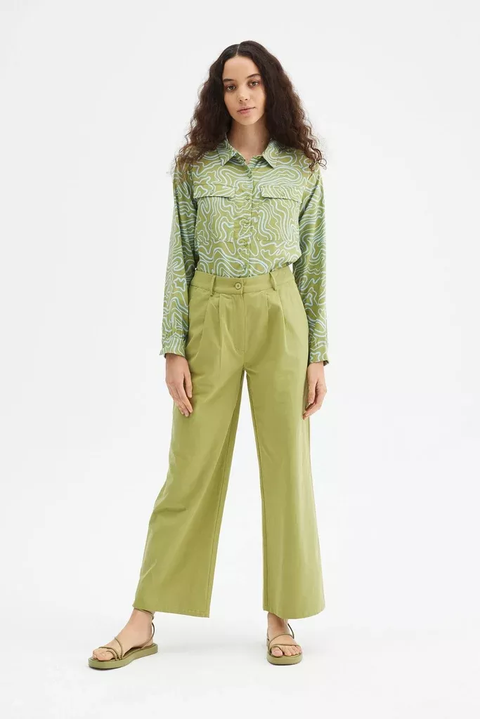Wave Print Shirt with Patch Pockets