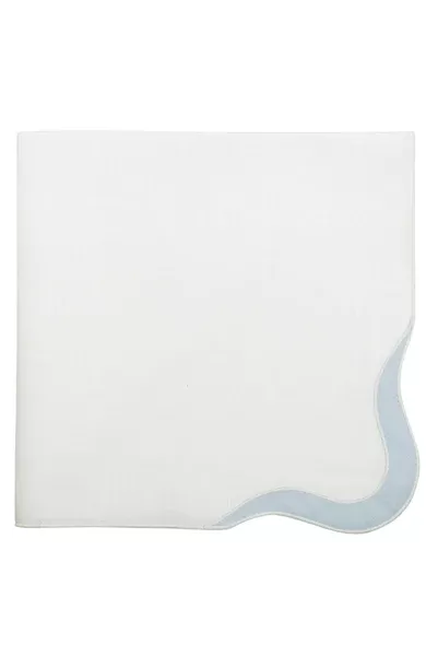 Zurbano linen dinner napkin with linen appliqué in off white with baby blue